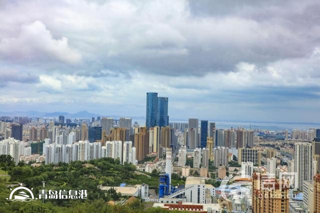 信号山：青年当全力冲刺 跑出强国复兴好成绩