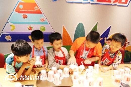 信网“小行动员”走进肯德基 知“食”小达人开启探秘之旅