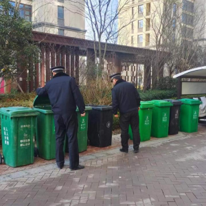 “信用+执法”推动垃圾分类提质增效