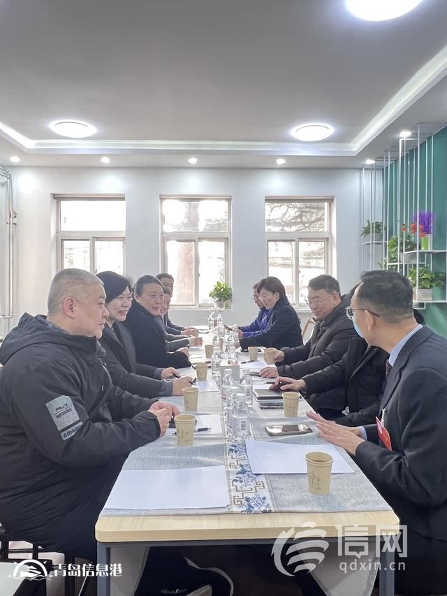 信网探班提案组：肩负委员重托 他们默默付出