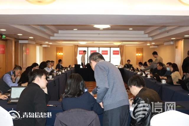 信网探班提案组：肩负委员重托 他们默默付出