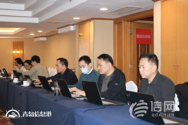 信网探班提案组：肩负委员重托 他们默默付出