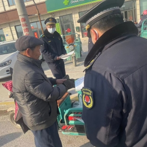 改善辖区空气质量 加强油烟污染治理