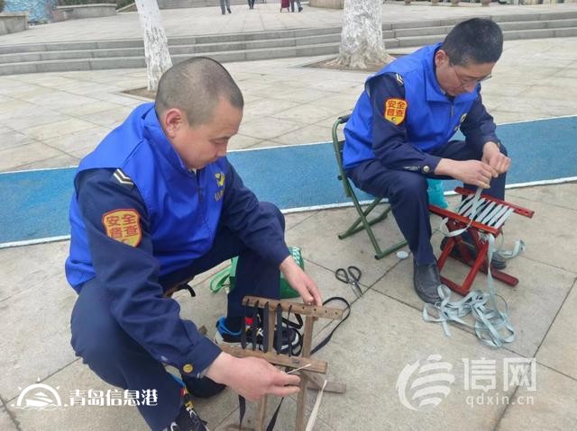 信新相映便民服务走进商丘路社区 人大代表心系居民暖人心
