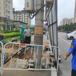 平度市东阁街道执法中队强化城市道路挖掘管理，守护群众出行安全 ...
