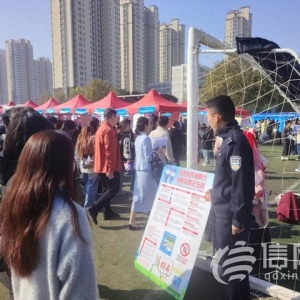 抵制网络谣言共创清朗蓝天 李沧公安赶热潮线下精准宣讲