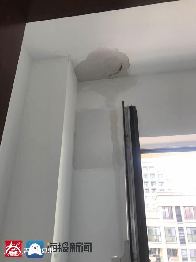插座漏水墙皮脱落，领秀珊瑚湾新房质量堪忧