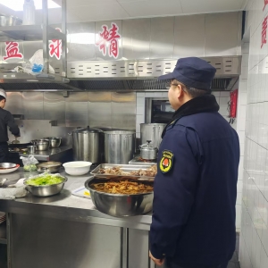 同和中队：加强饭店油烟执法巡查工作，保障城市环境与居民健康 ...