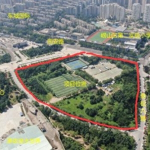 规划办学规模36班 崂山区第一中学预计2026年4月竣工