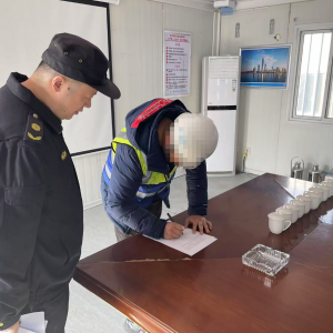 平度市东阁街道执法中队“硬招”出手，多举措治理扬尘