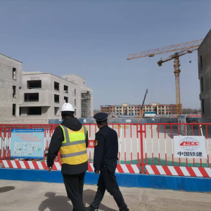 李园街道综合行政执法中队：规范施工工地管理，防止扬尘噪音扰民 ...