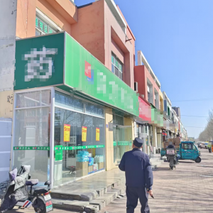 平度市东阁街道执法中队：拆违治乱，城市面貌展新颜