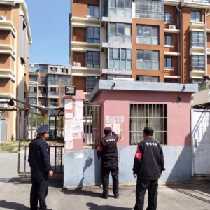 平度市东阁街道执法中队整治户外广告，城市“颜值”“品质”双提升 ...