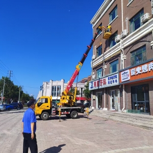 平度市东阁街道执法中队向擅自占用市政道路行为“亮剑”说“不” ...