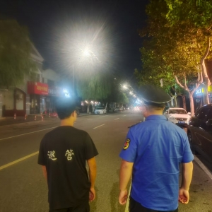 同和中队：织密监管防线,守护建筑垃圾运输“绿色通道”