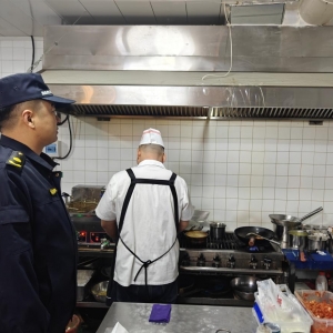 平度市东阁街道执法中队扎实推进油烟治理，守护文明“烟火气” ...