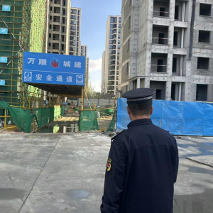 靶向治理施工扬尘 以执法“精度”守护蓝天“纯度”