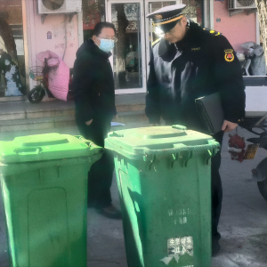 同和中队：严督细查促分类，执法护航美家园