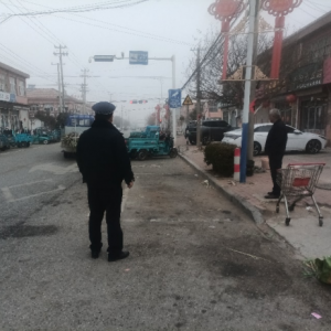 云山中队党支部：春节坚守不 “打烊” 守护镇容年味浓