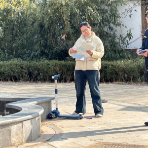 传承雷锋精神 服务基层群众——东阁执法中队党支部深入社区开展法治宣传与环境整治志 ...