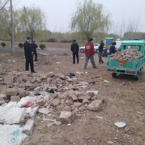 “信用+执法”严守城市环境底线 严厉打击违规倾倒建筑垃圾行为 ...