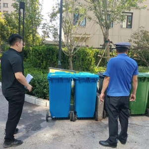 同和中队：执法巡查进小区，抓实垃圾分类“最后一公里”